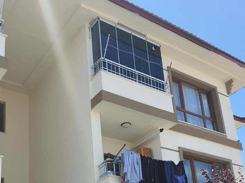 Cam Balkon 7